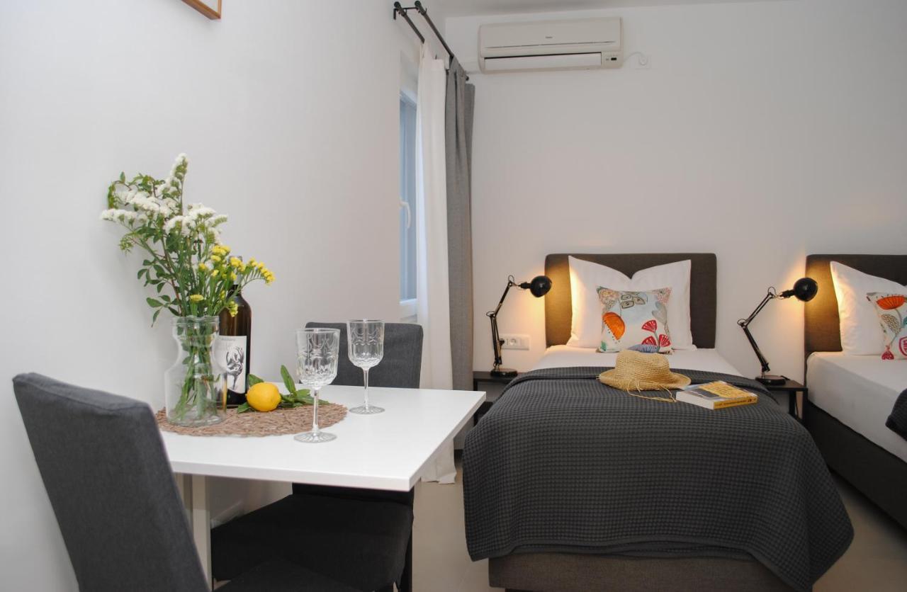 Rooms Dilk Vis Esterno foto