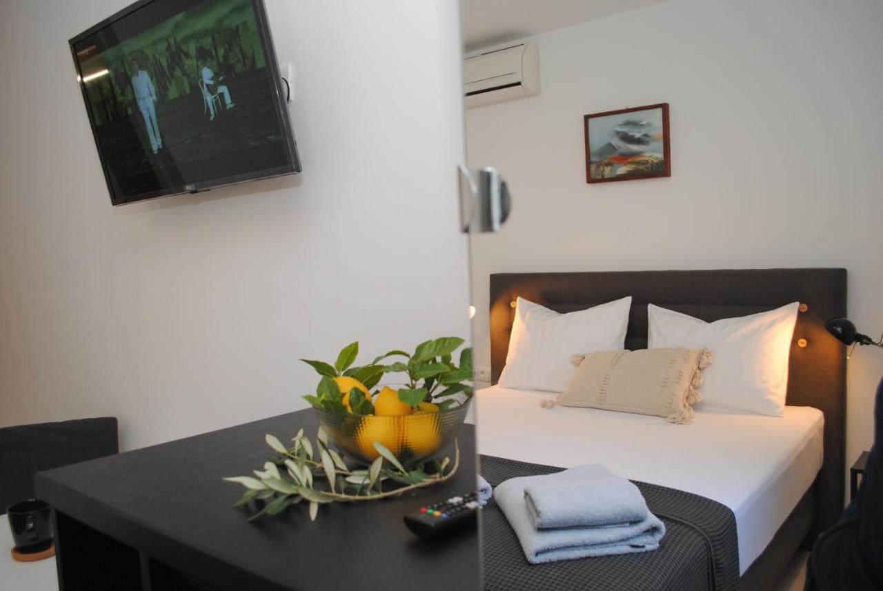Rooms Dilk Vis Esterno foto